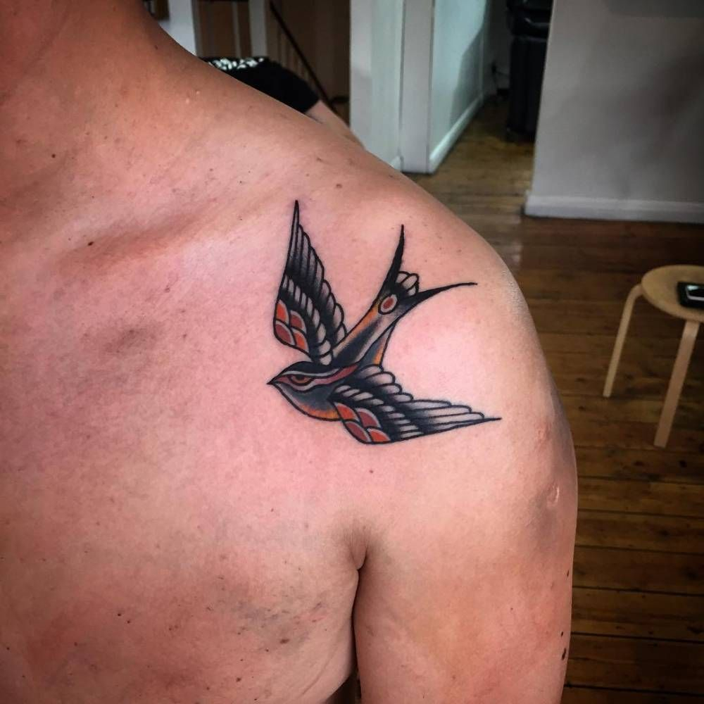 Traditional Swallow Tattoo On The Left Shoulder Shoulder Tattoos in dimensions 1000 X 1000