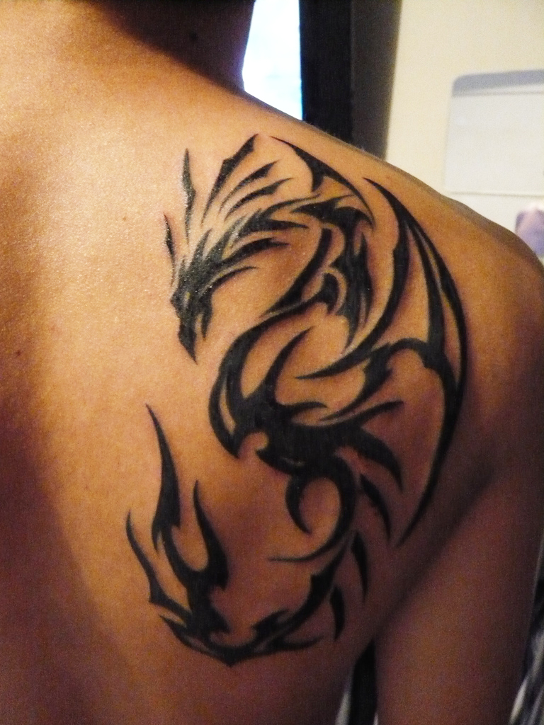Tribal Dragon Tattoo On Right Back Shoulder intended for measurements 768 X 1024