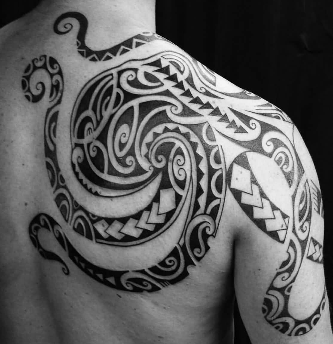 Tribal Octopus Tattoo On Right Back Shoulder throughout dimensions 1114 X 1152