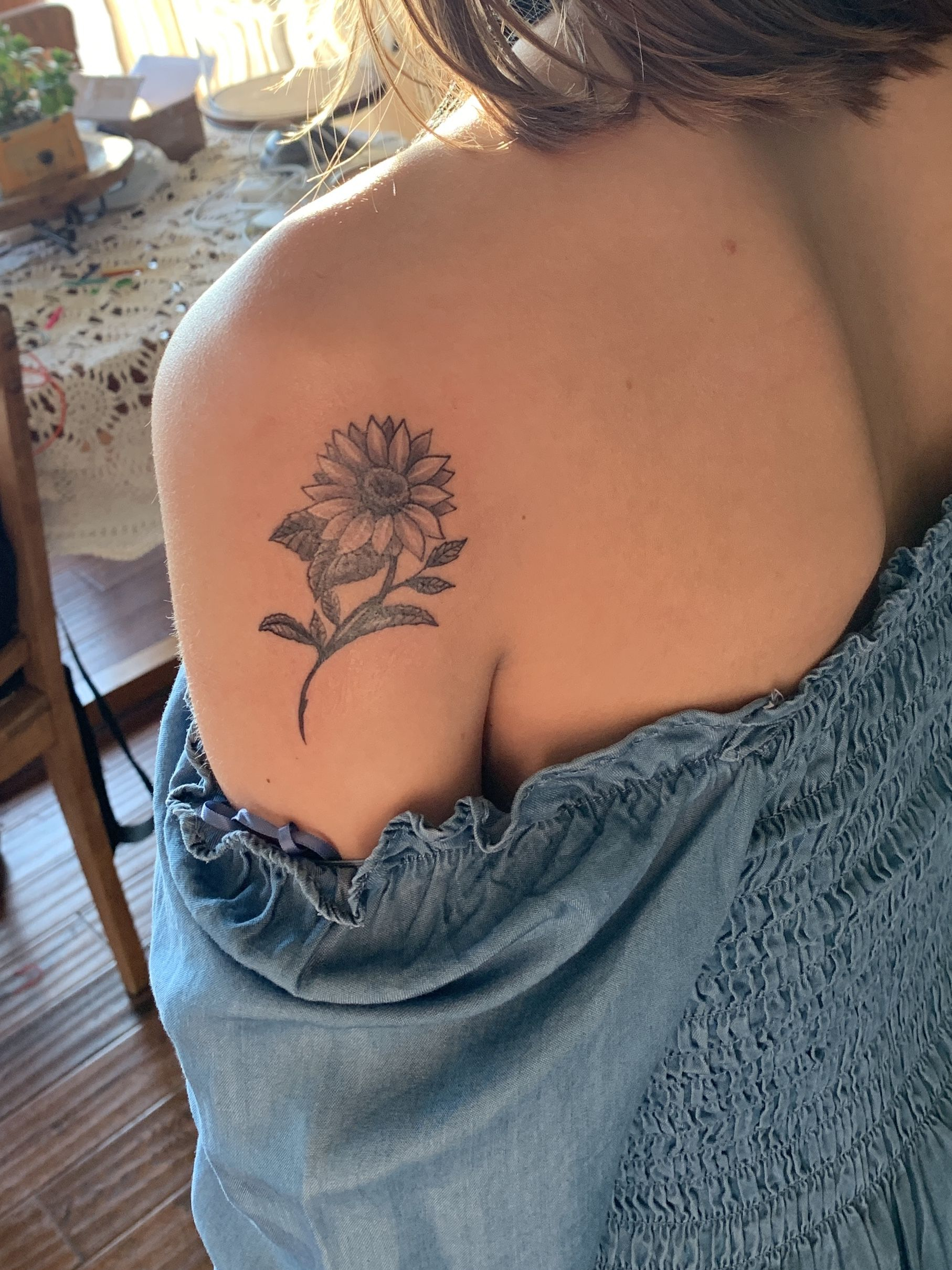 Upper Armshoulder Sunflower Tattoo Tattoos Tattoos Sunflower with regard to dimensions 1814 X 2419